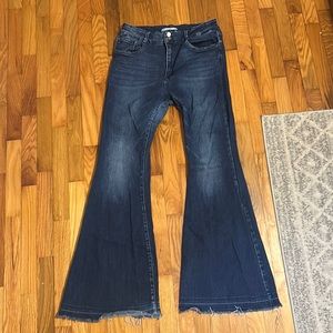 Women’s KanCan Flare,Wide-Leg Denim Jeans, High-Rise. Size 15/31.